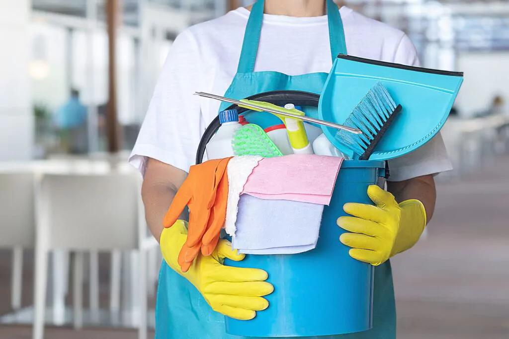 Je cherche une femme de ménage urgent: Astuces et Guide Complet